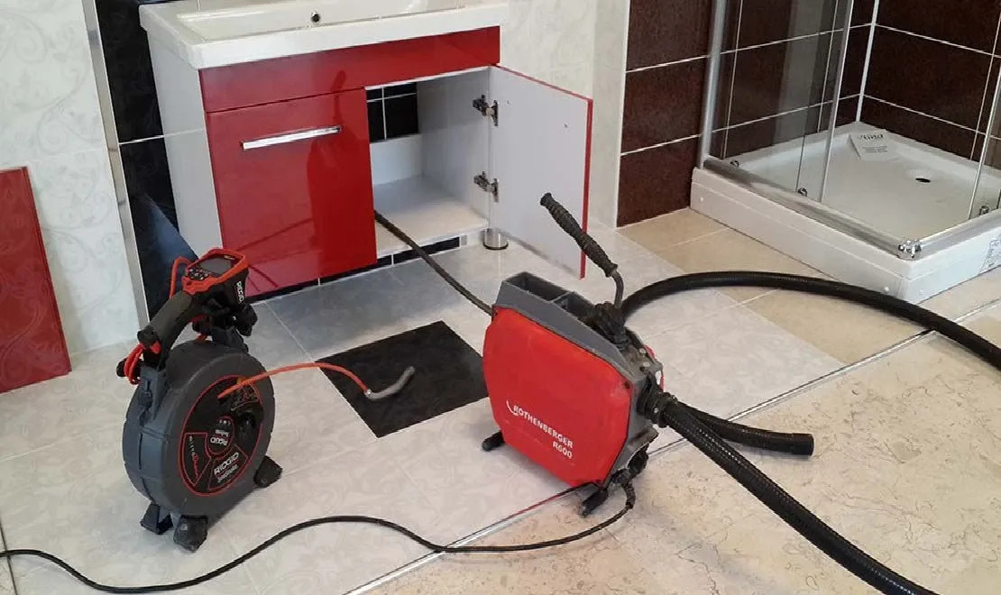 Robot cihazla lavabo gideri açma